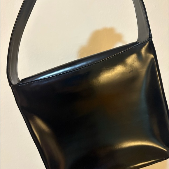 Gucci Black patent leather shoulder bag - Picture 6 of 17